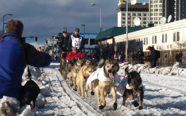 Alaskan Native Pete Kaiser wins Iditarod dog sled race