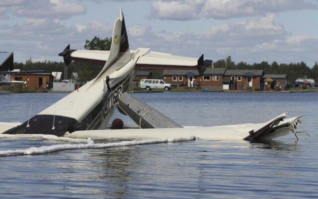 Seaplane carrying 7 crashes after takeoff in Alaska